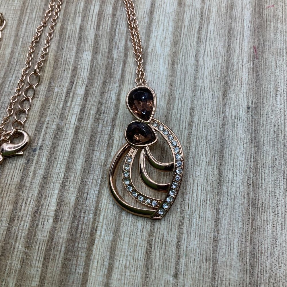 SHB (Avon) Amber Rose Gold Pendent Chain Necklace